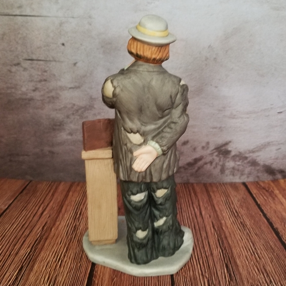 Emmett Kelly Jr. Figurine - Picture 3 of 5